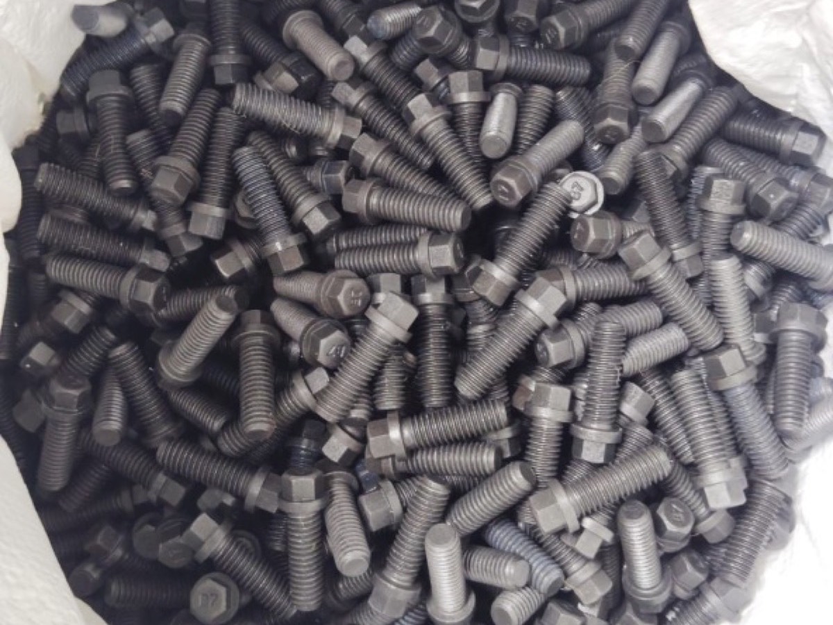 Photo of Collar Bolt